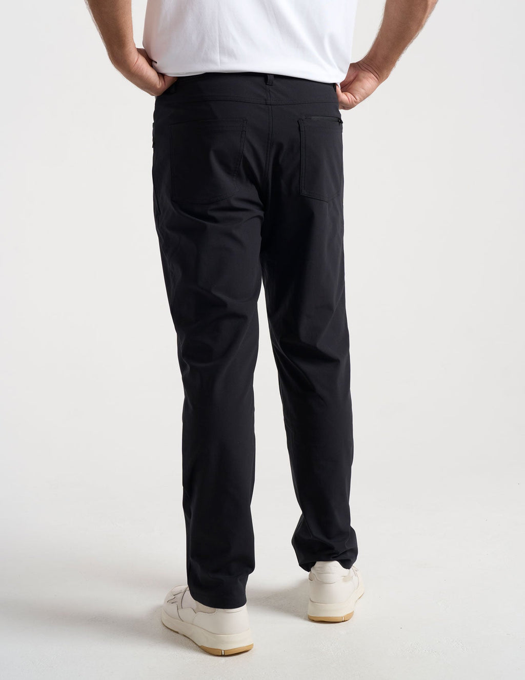 5-Pocket Tech Pants - Black - Relaxed Fit