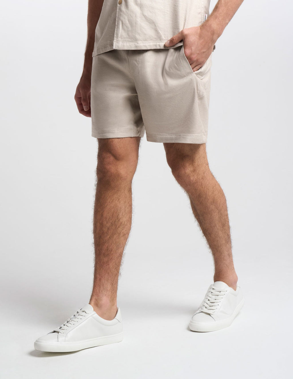 Tech Linen Shorts - Beige